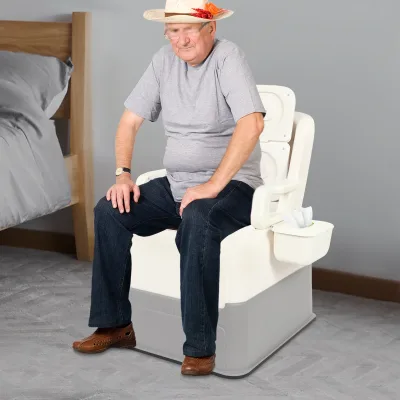 Chaise percée de chevet bleue, avec seau et accoudoirs – image 3